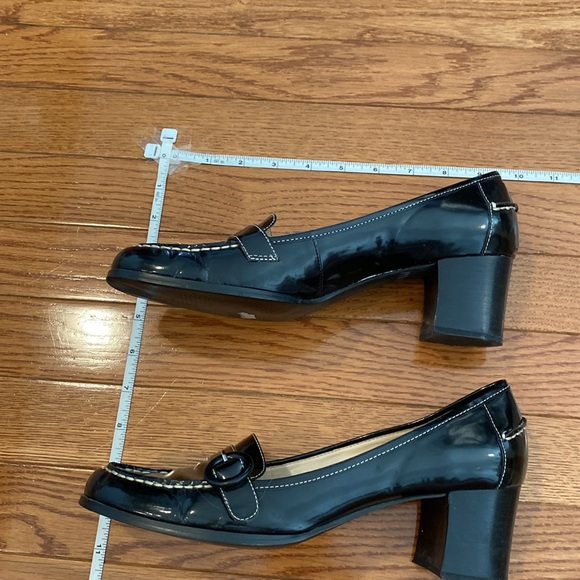 Chunky heeled loafer - Picture 3 of 9